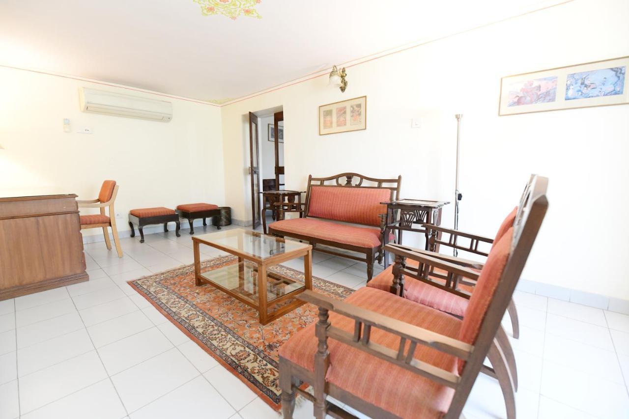 Hotel Meghniwas Jaipur Ngoại thất bức ảnh