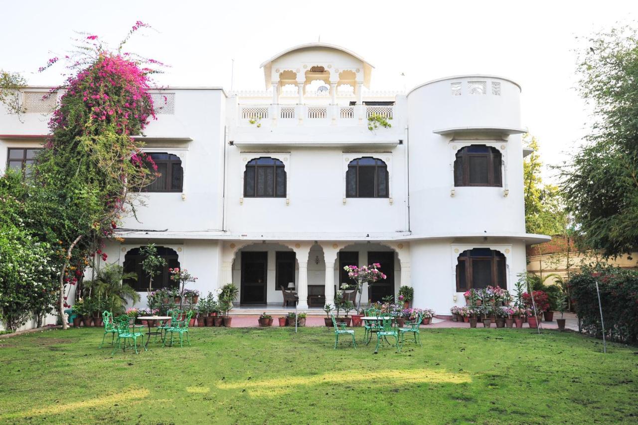 Hotel Meghniwas Jaipur Ngoại thất bức ảnh